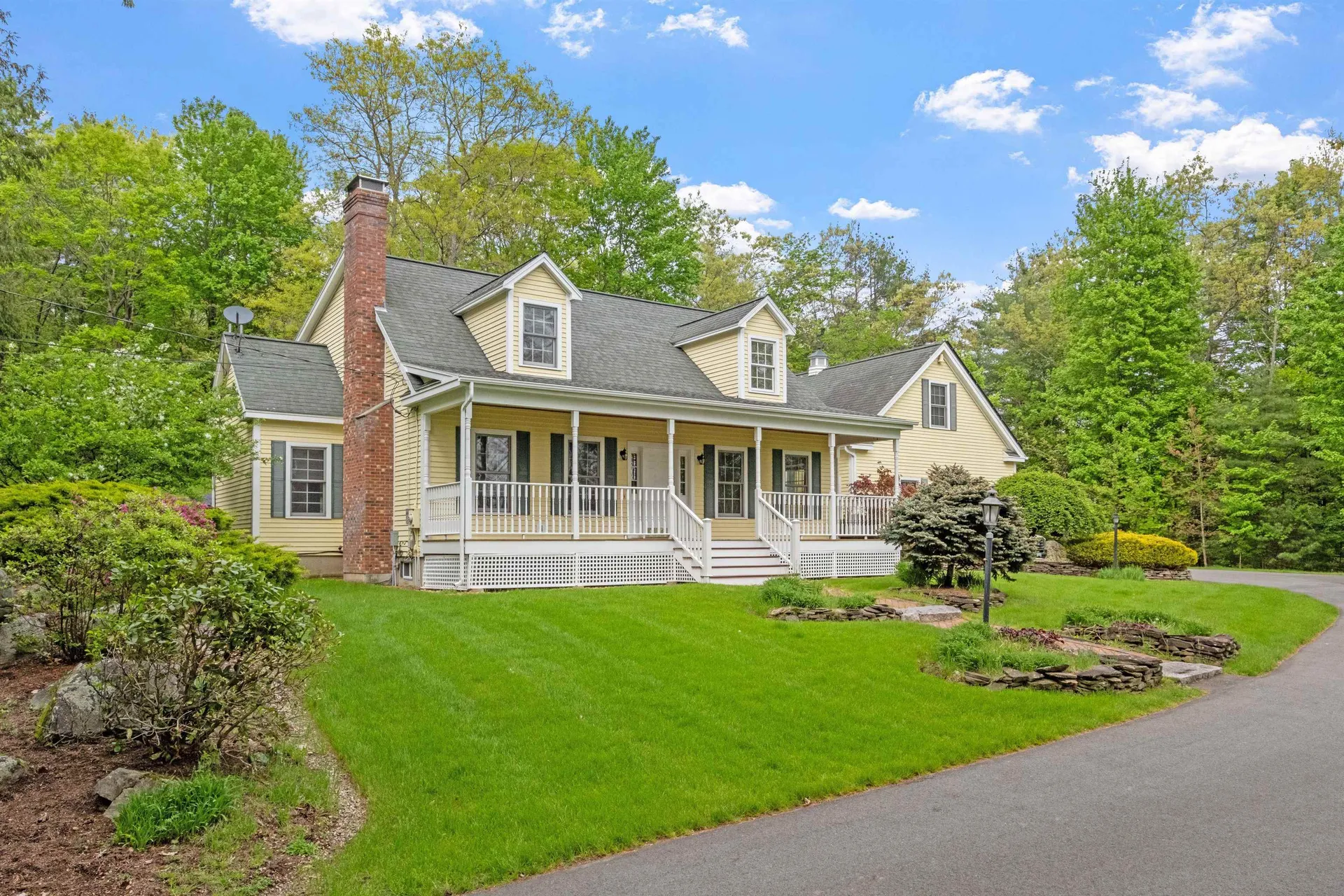 9 Old Mill Road Bedford NH 03110