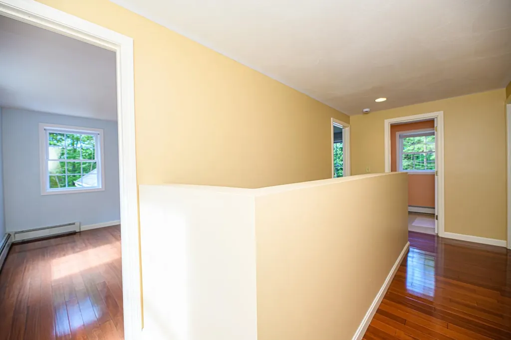 41 Haynes Road Deerfield NH 03037