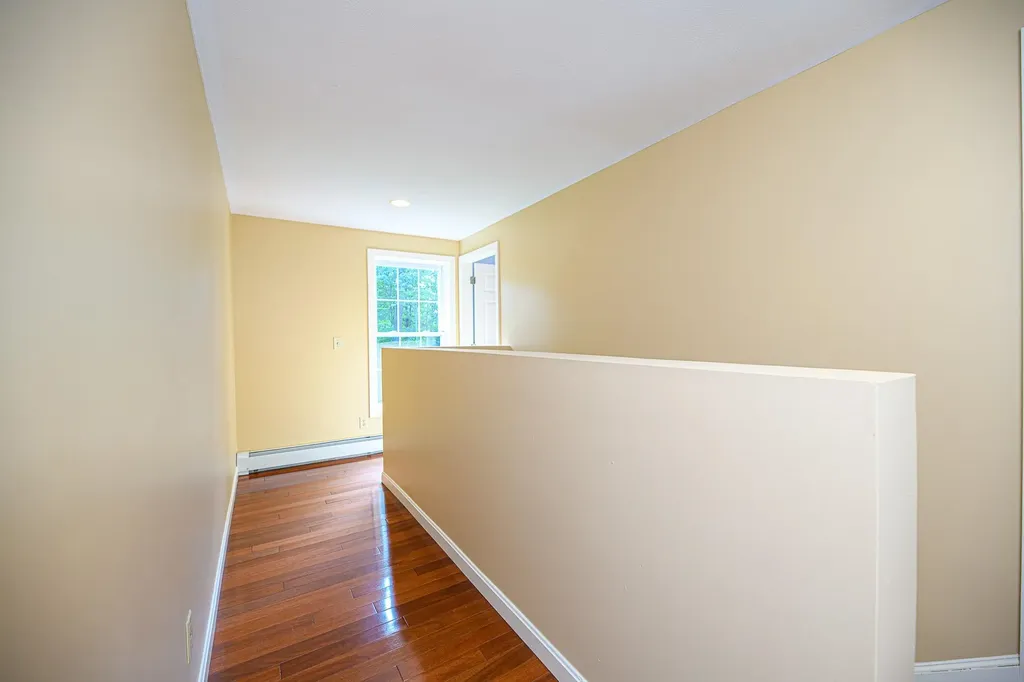 41 Haynes Road Deerfield NH 03037