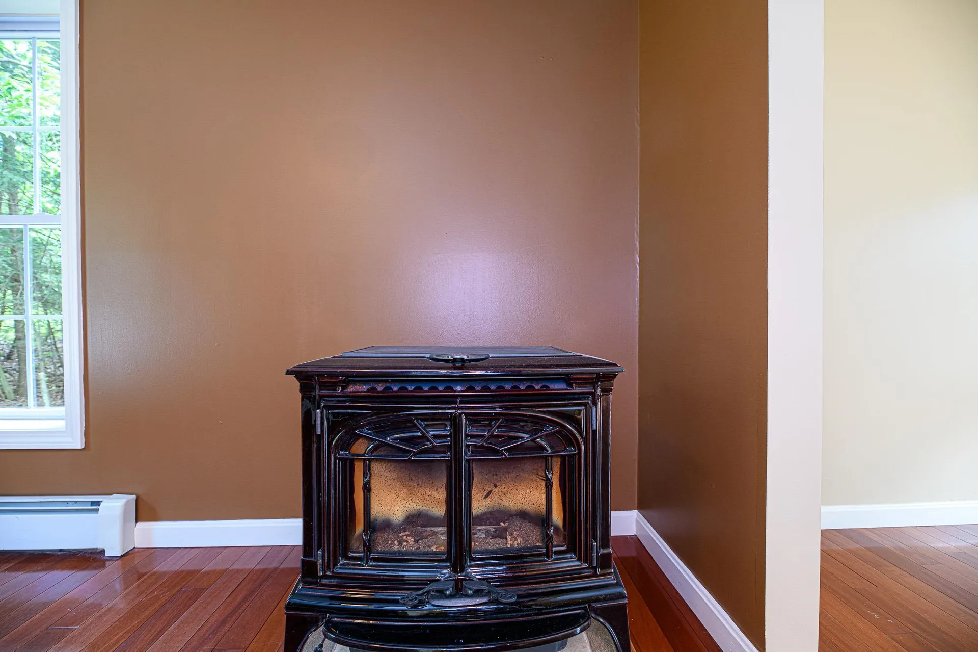41 Haynes Road Deerfield NH 03037