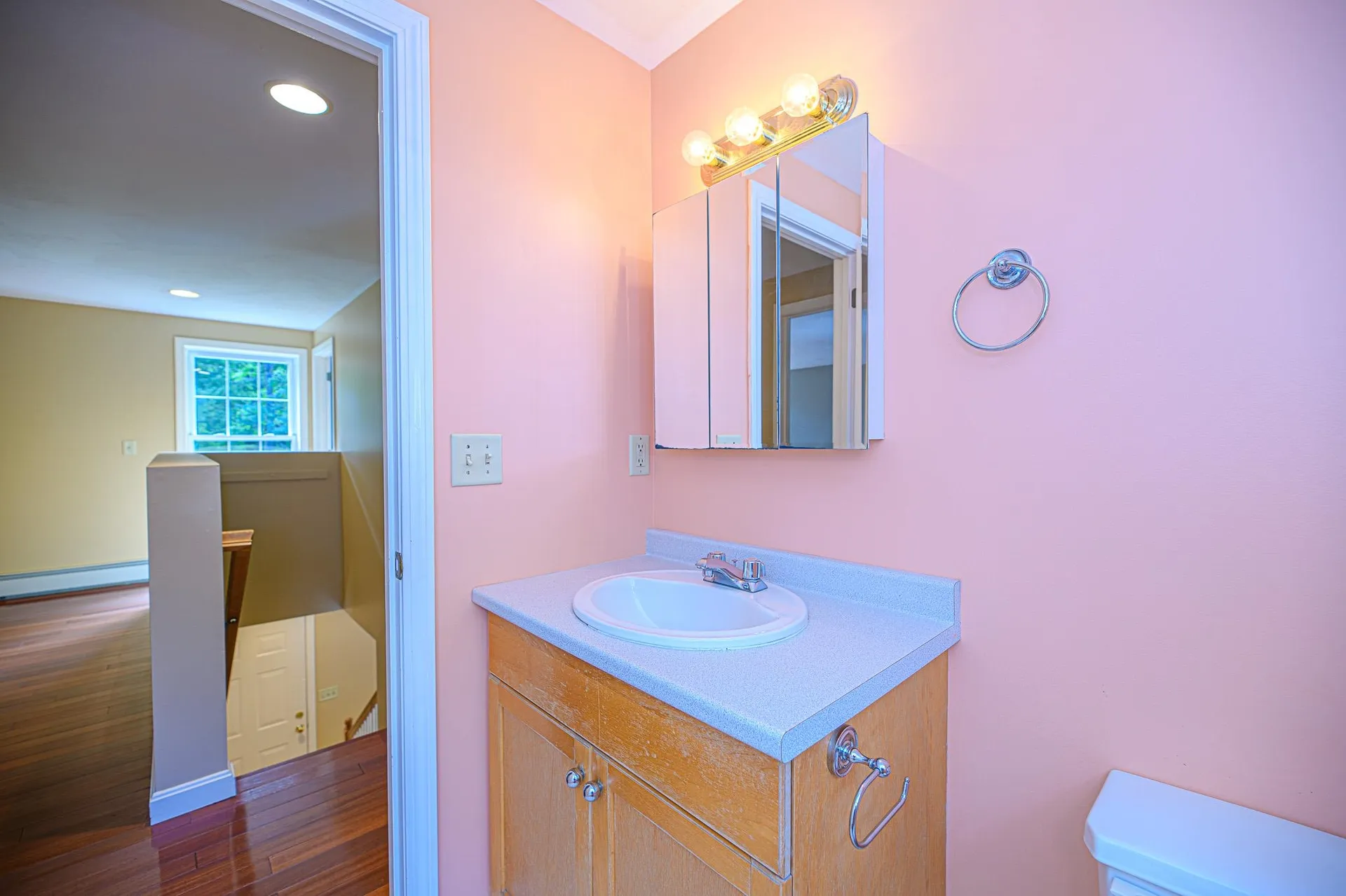 41 Haynes Road Deerfield NH 03037