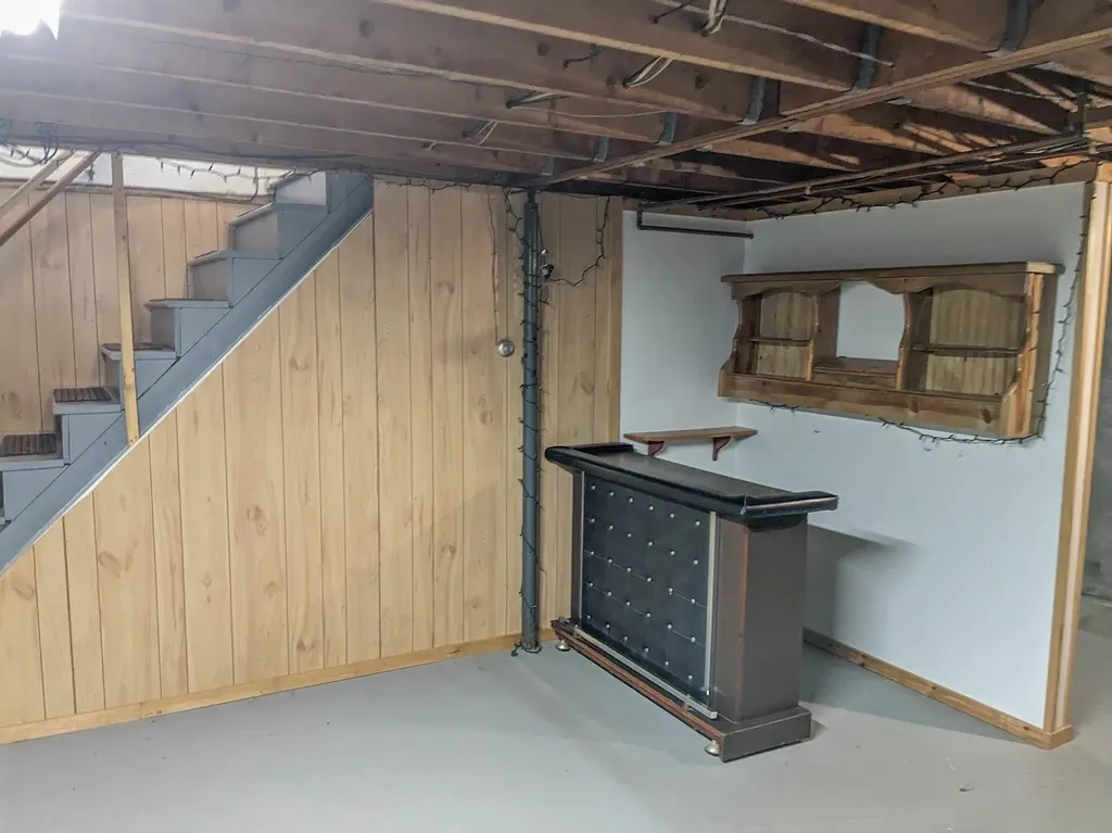 93 Thompson Road Walpole NH 03608