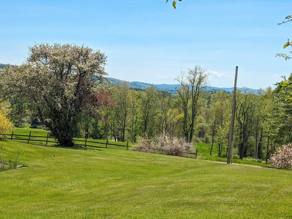 93 Thompson Road Walpole NH 03608