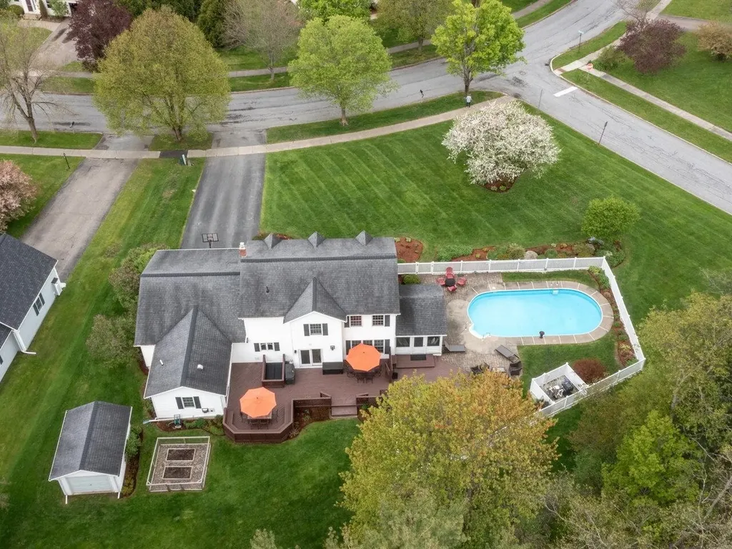29 Bobolink Circle Essex VT 05452