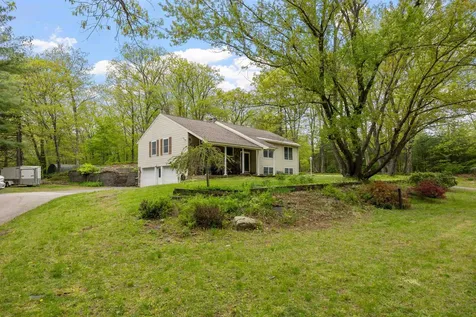 24 Stone Road Gilford NH 03249