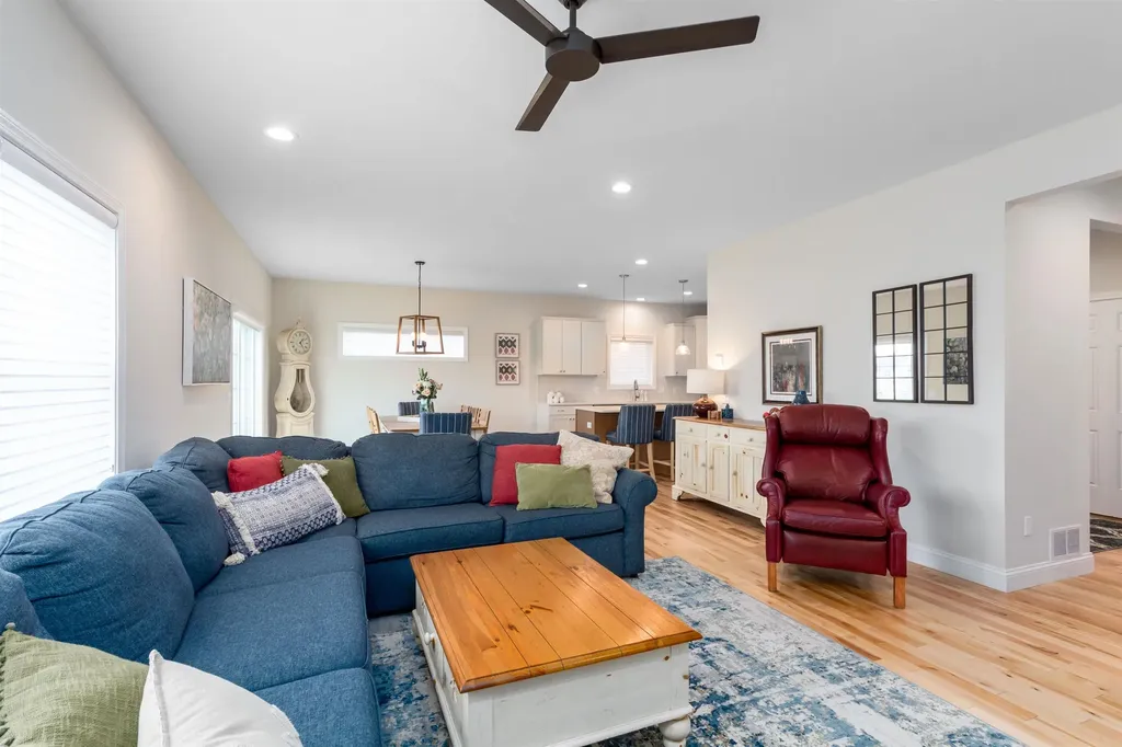 210 Sommerfield Avenue South Burlington VT 05403