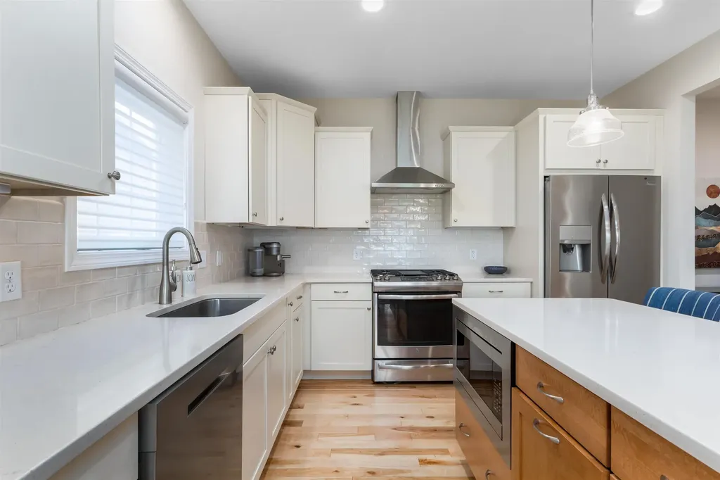 210 Sommerfield Avenue South Burlington VT 05403