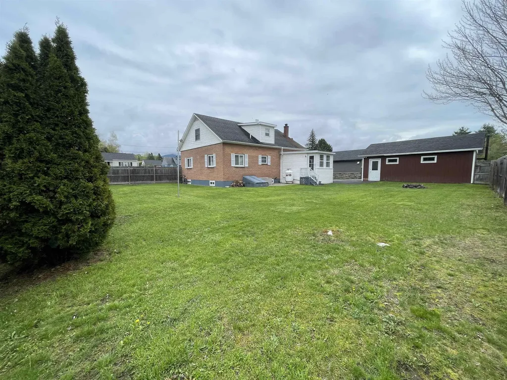 39 Countryside Avenue Berlin NH 03570