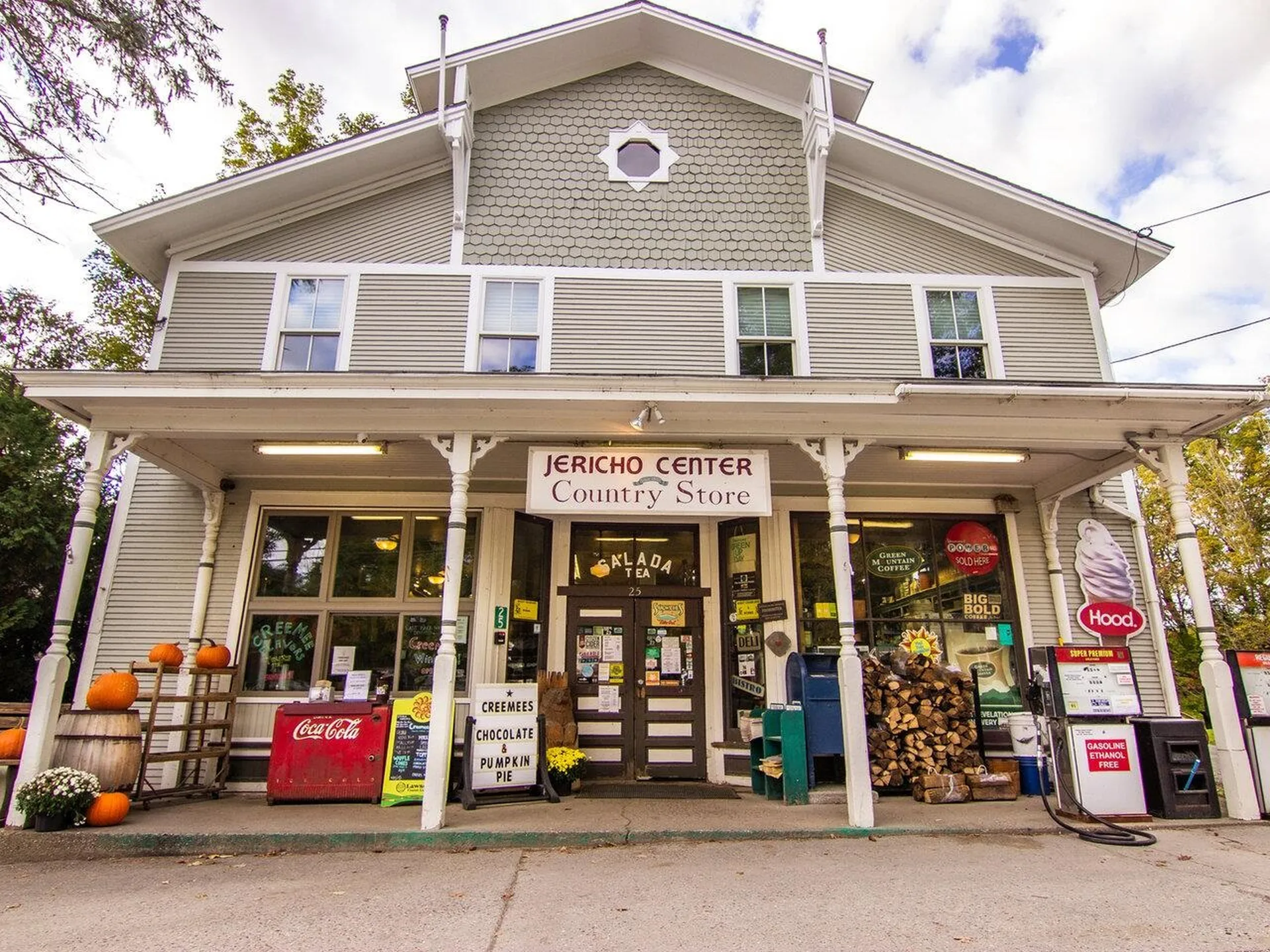 15 Autumn Court Jericho VT 05465