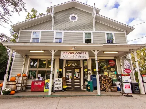 15 Autumn Court Jericho VT 05465