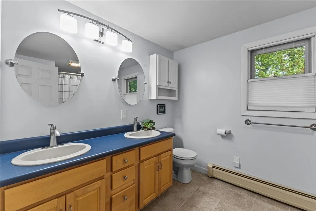 21 Butternut Court Essex VT 05452