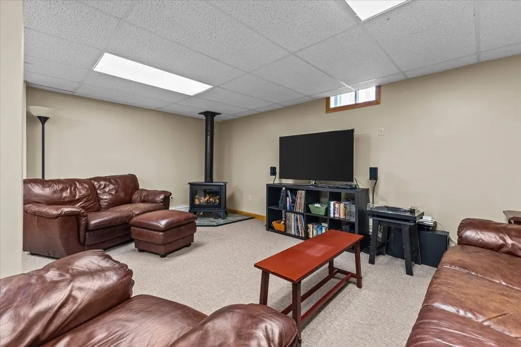 21 Butternut Court Essex VT 05452