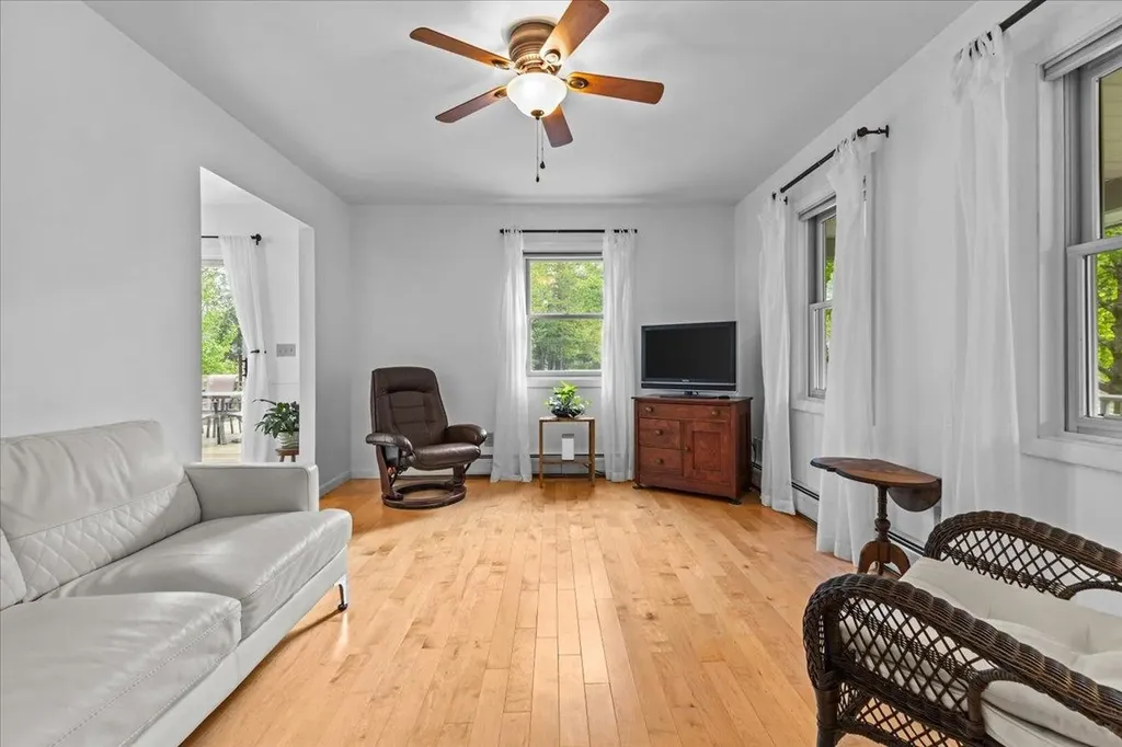 21 Butternut Court Essex VT 05452