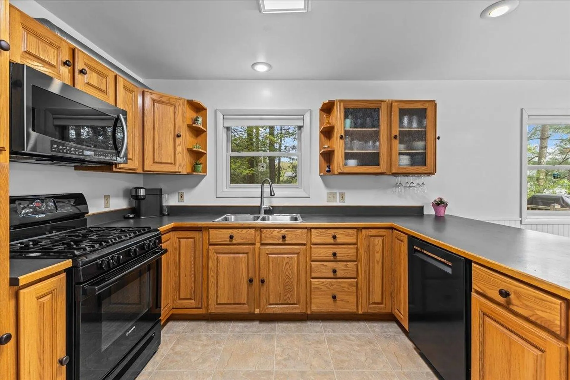 21 Butternut Court Essex VT 05452