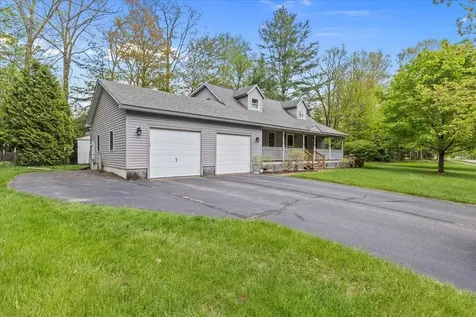 21 Butternut Court Essex VT 05452