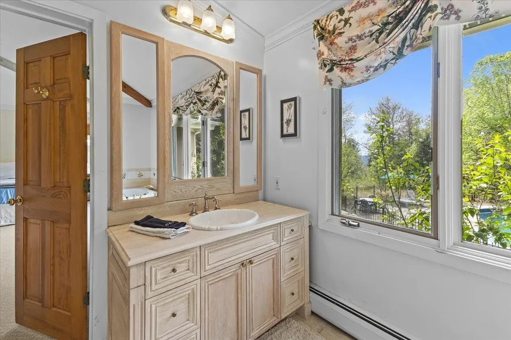 835 Alpine View Road Stowe VT 05672
