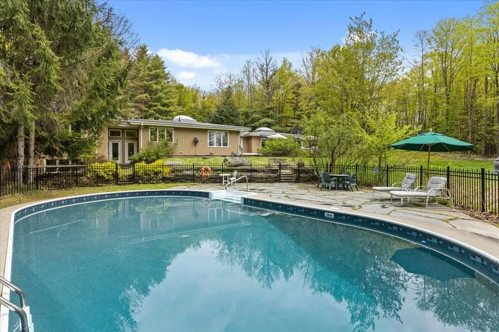 835 Alpine View Road Stowe VT 05672