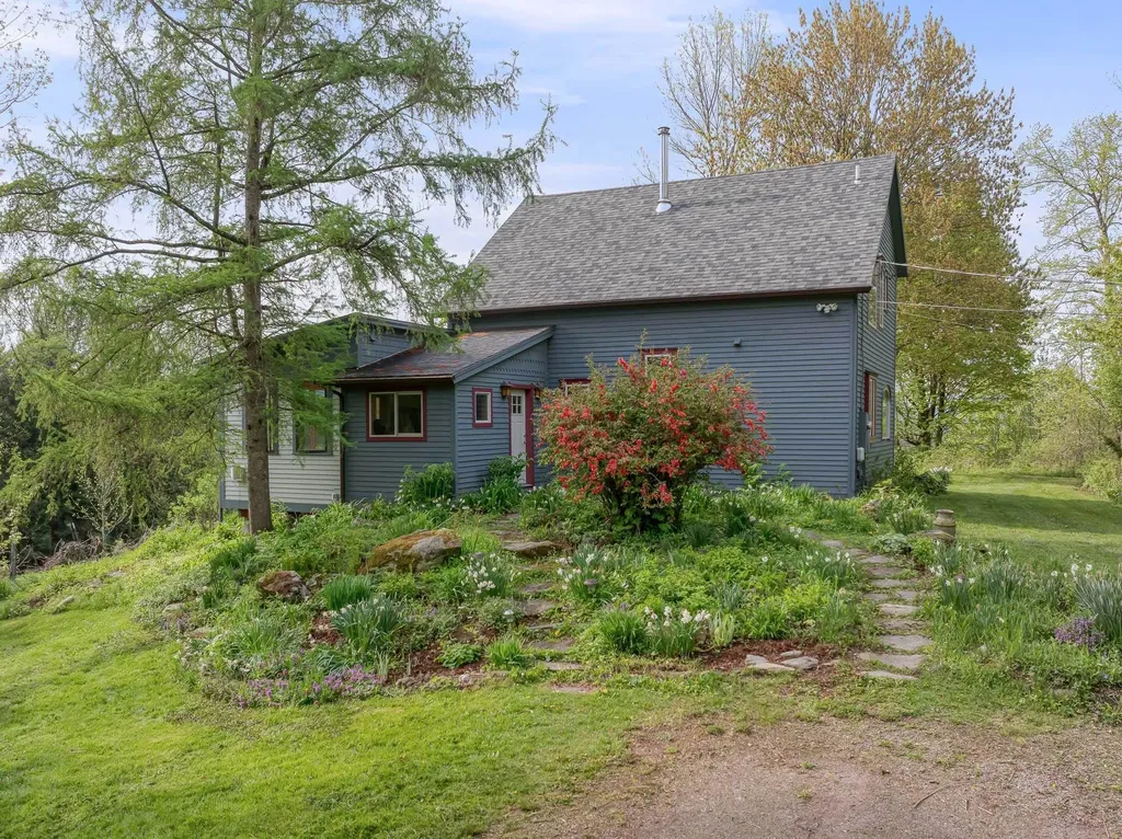 109 Schillhammer Road Jericho VT 05465