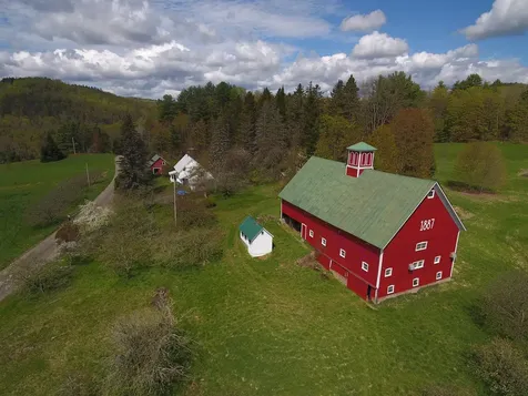 1302 County Hill Road Barnet VT 05819
