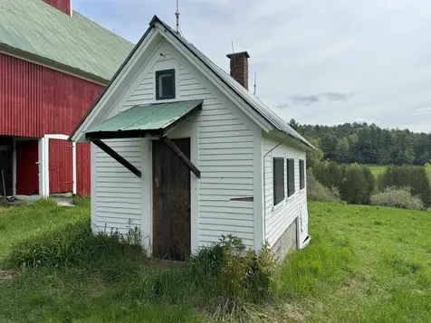 1302 County Hill Road Barnet VT 05819