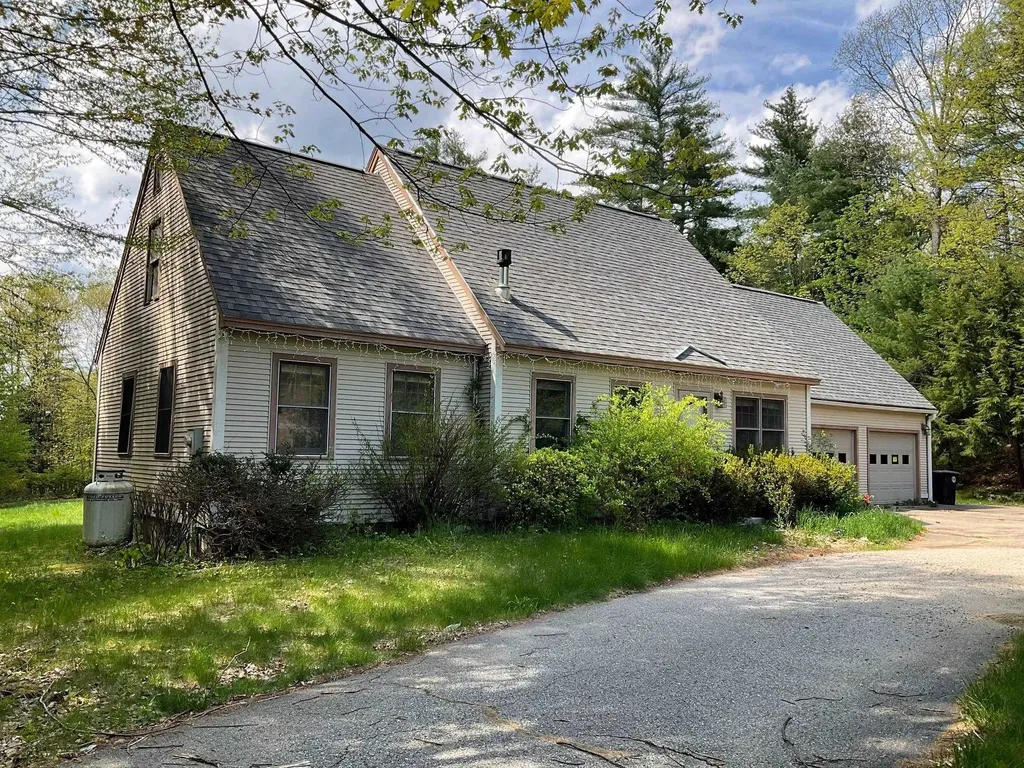 5 Meadowood Drive Franklin NH 03235