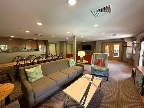 324/326 Qtr 2 Grand Summit Way Dover VT 05356