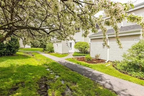J5 Grandview Drive South Burlington VT 05403