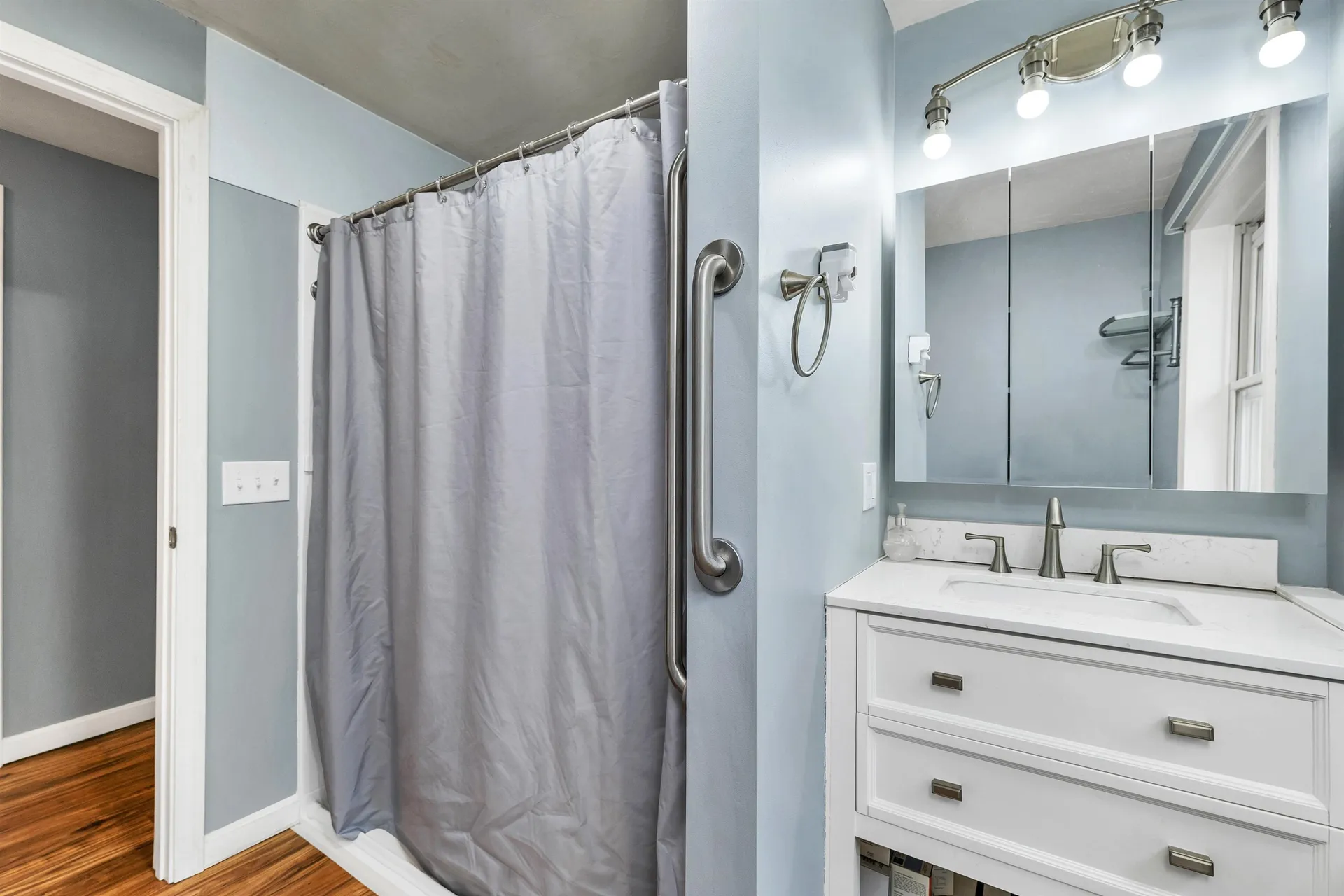 1 Friar Tuck Way Wolfeboro NH 03894