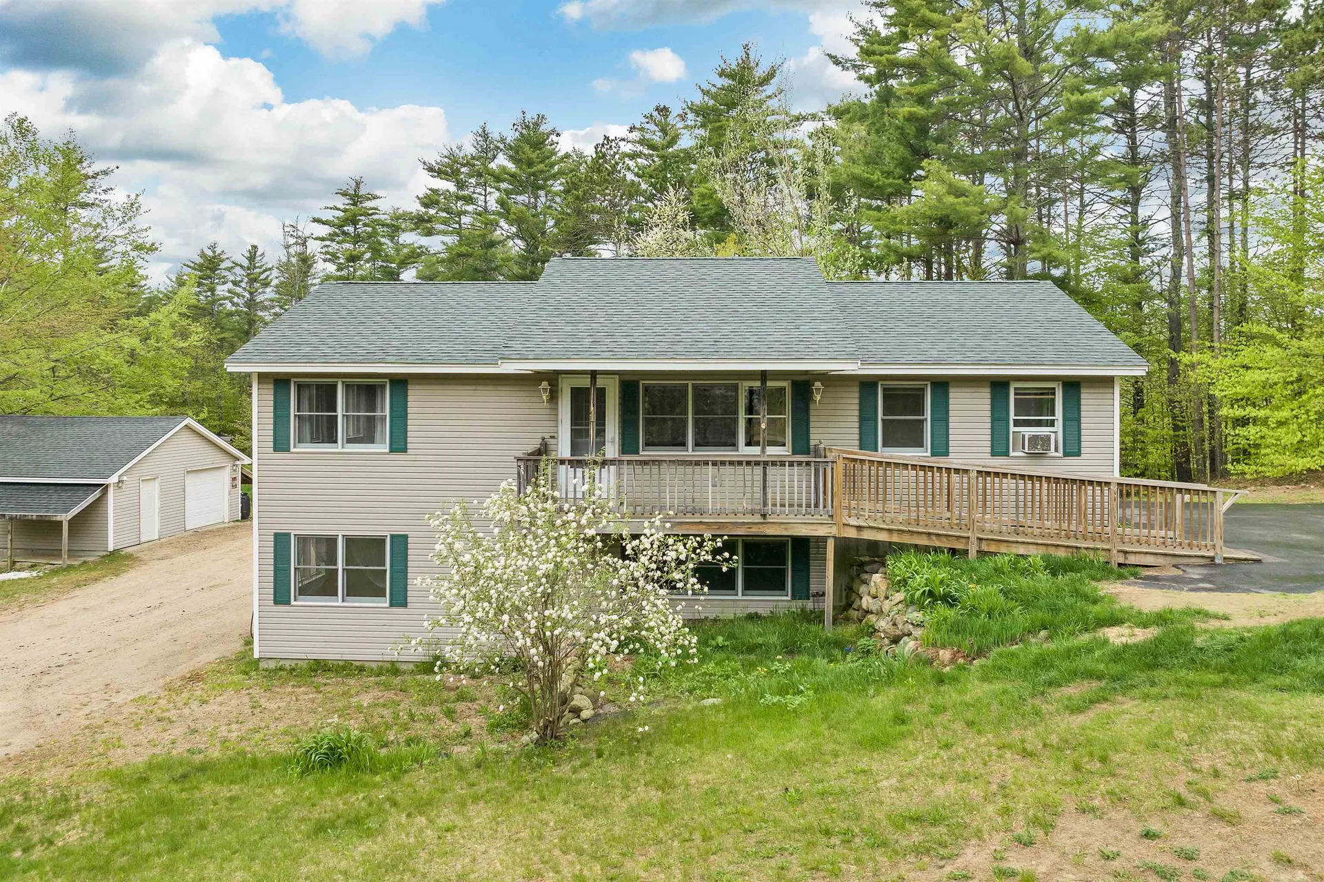1 Friar Tuck Way Wolfeboro NH 03894