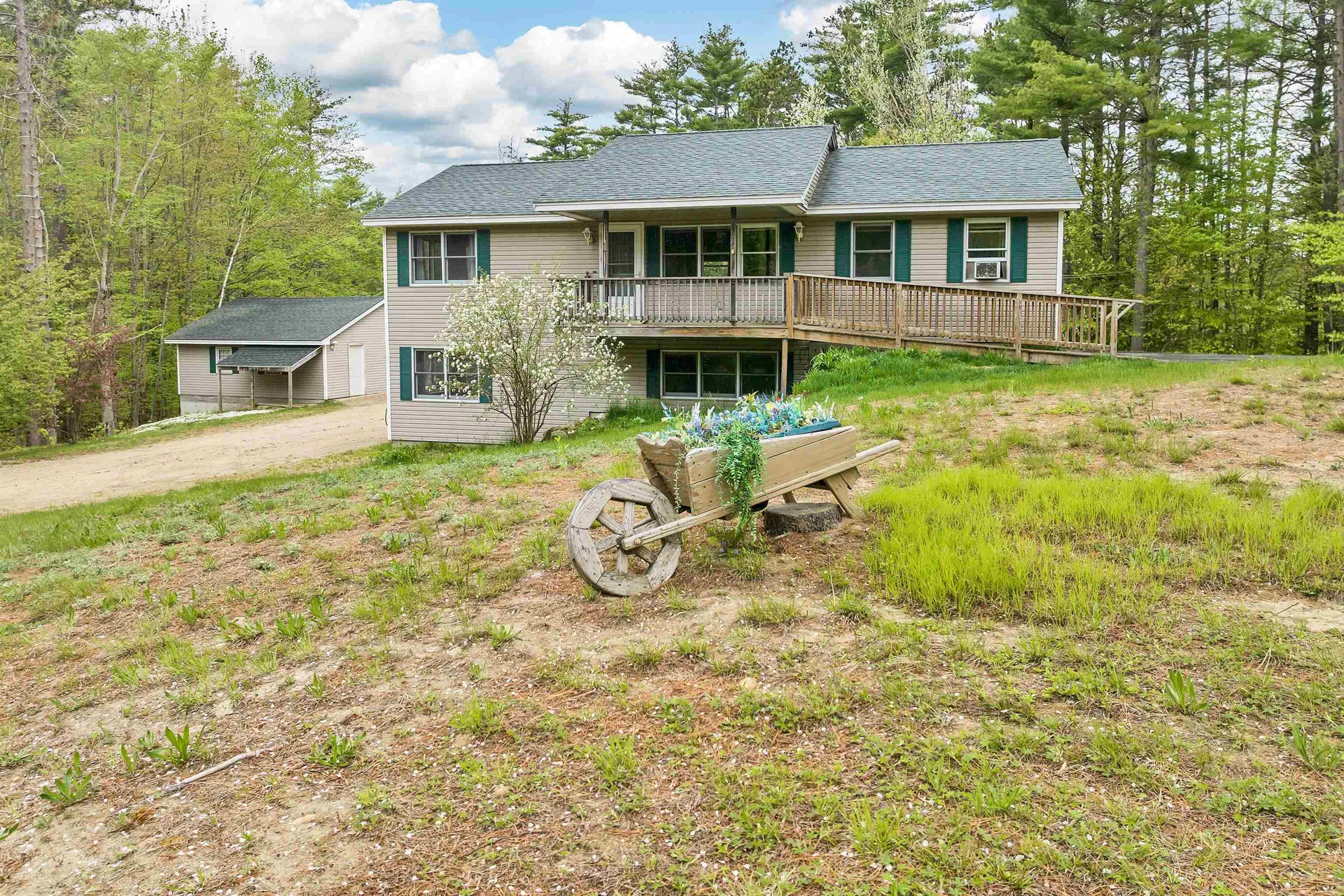 1 Friar Tuck Way Wolfeboro NH 03894