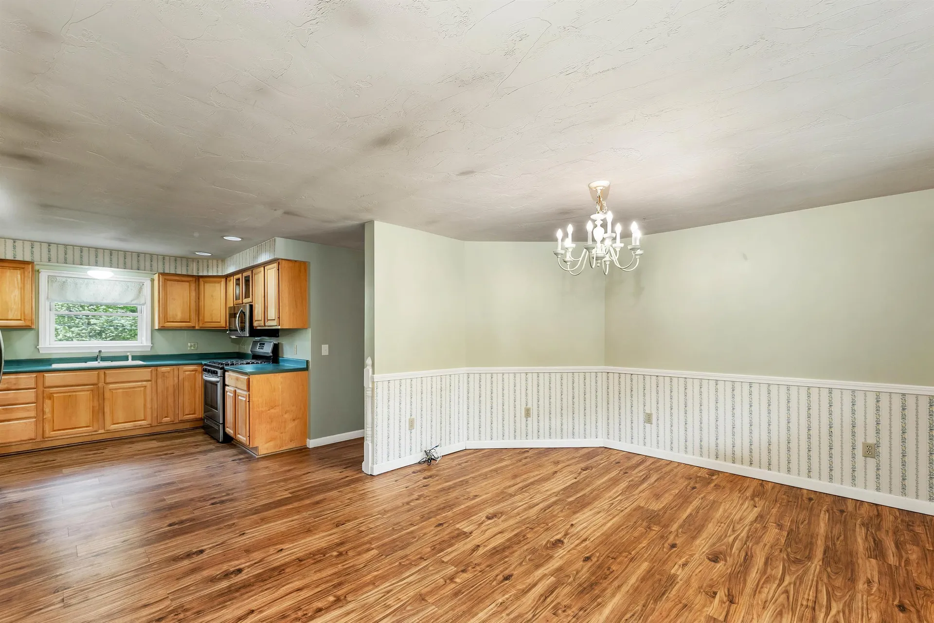 1 Friar Tuck Way Wolfeboro NH 03894