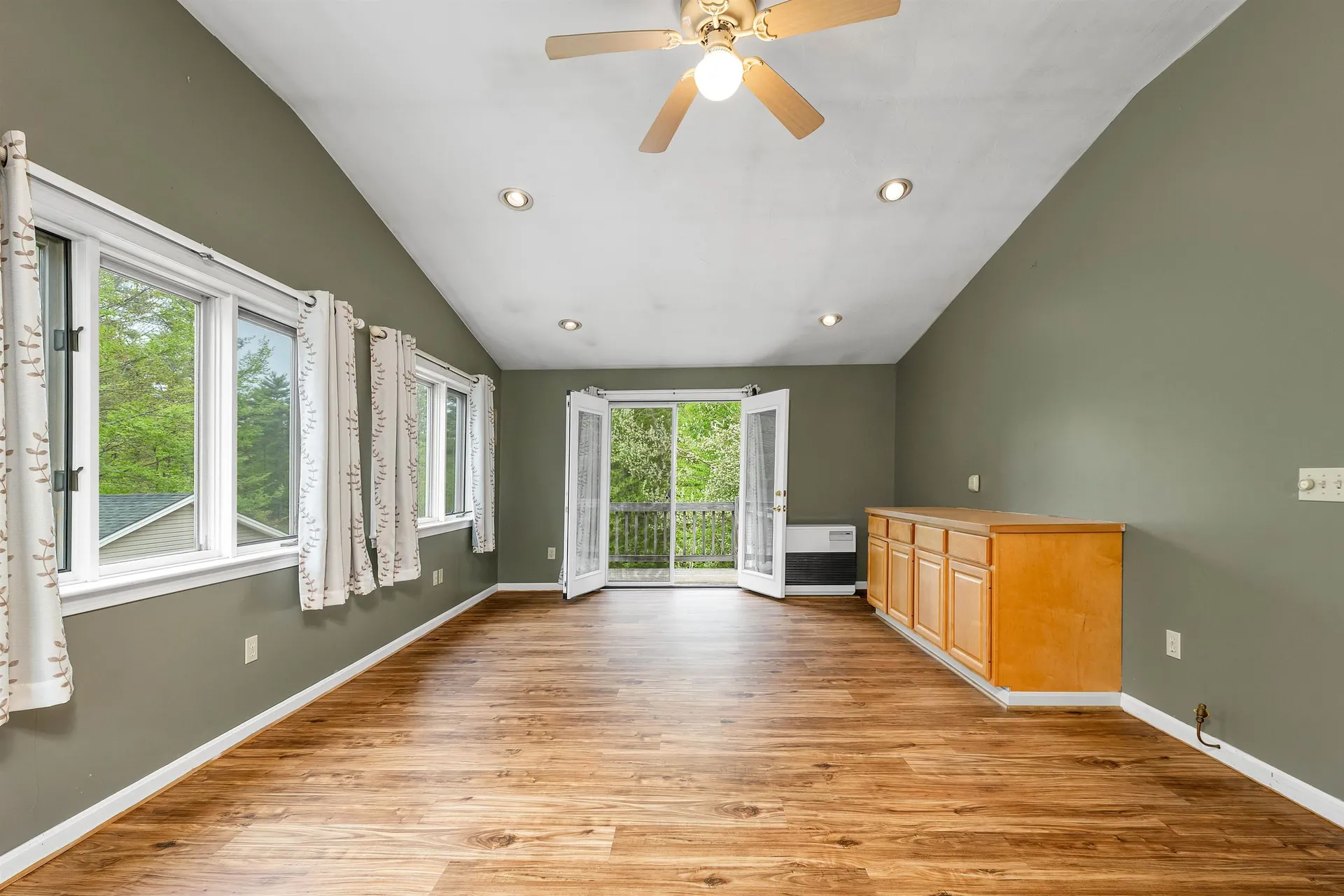 1 Friar Tuck Way Wolfeboro NH 03894