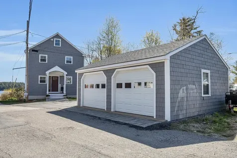 801 Chases Grove Road Derry NH 03038