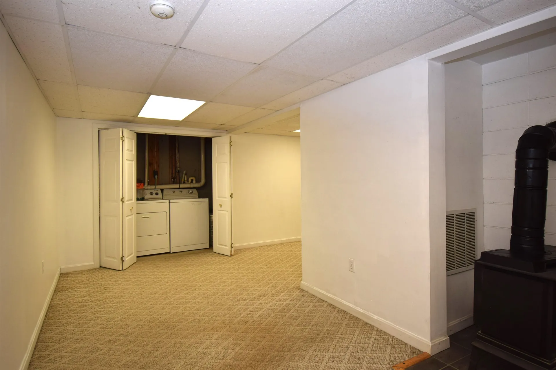 7 Sunshine Drive Kingston NH 03848