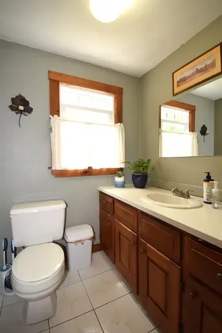 7 Sunshine Drive Kingston NH 03848