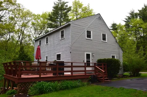 7 Sunshine Drive Kingston NH 03848