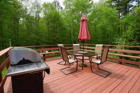 7 Sunshine Drive Kingston NH 03848
