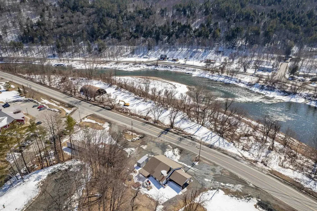 5772 Vt Route 14 Sharon VT 05065