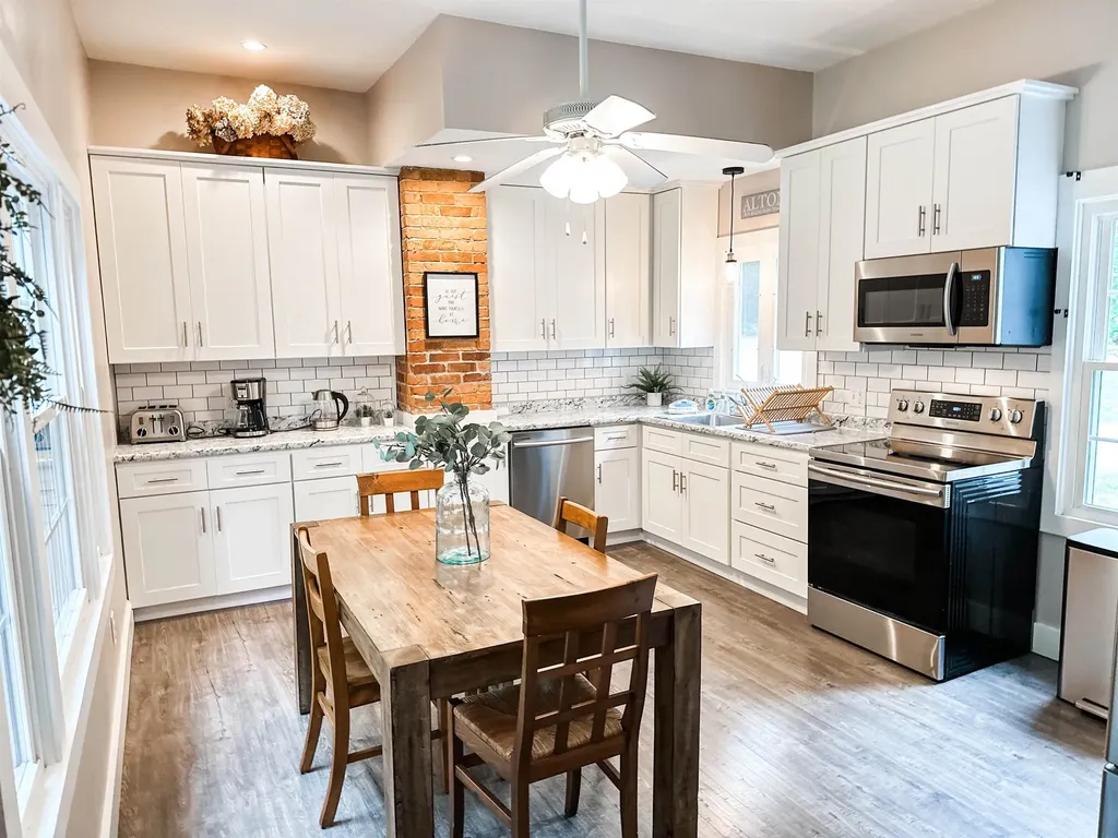 28 Dan Kelley Drive Alton NH 03810