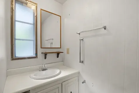 3 Kirkwood Road Hooksett NH 03106