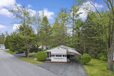3 Kirkwood Road Hooksett NH 03106