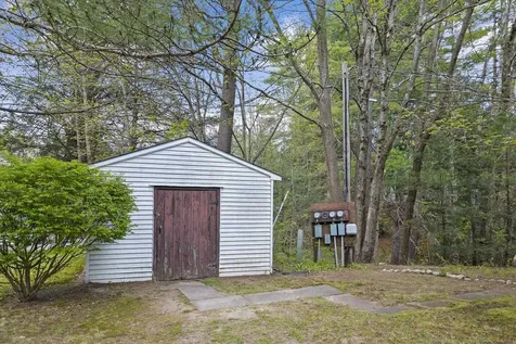 3 Kirkwood Road Hooksett NH 03106