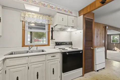 3 Kirkwood Road Hooksett NH 03106