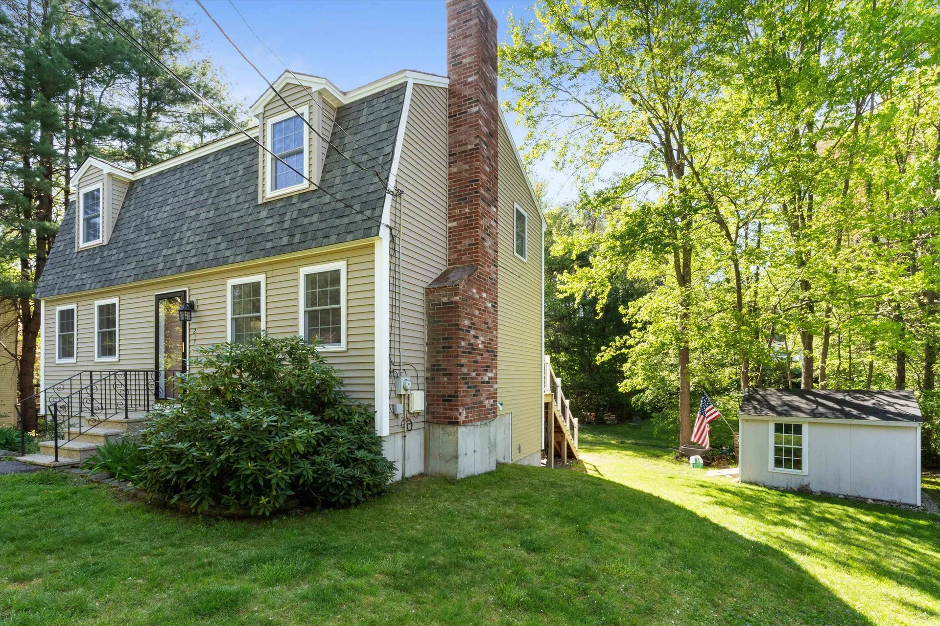 237 Harris Road Nashua NH 03062