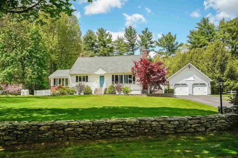 16 Richman Road Hudson NH 03051