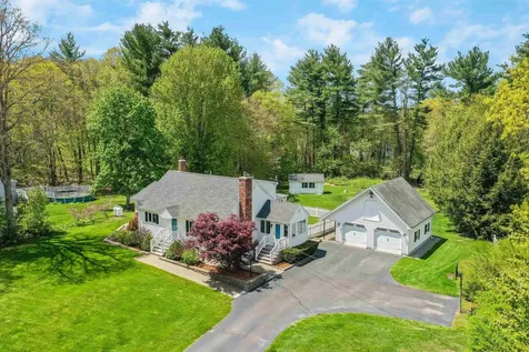 16 Richman Road Hudson NH 03051