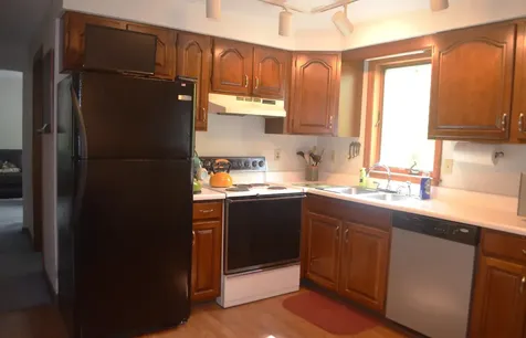 232 Hillside Drive Henniker NH 03242