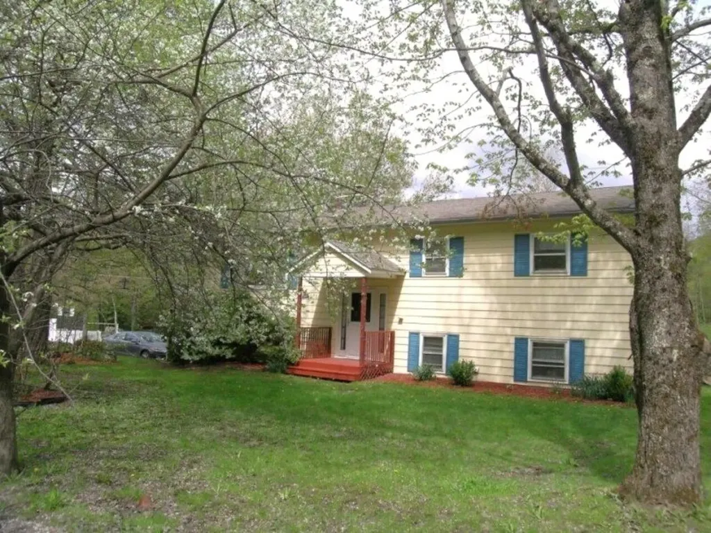 8 Robbins Mountain Road Richmond VT 05477
