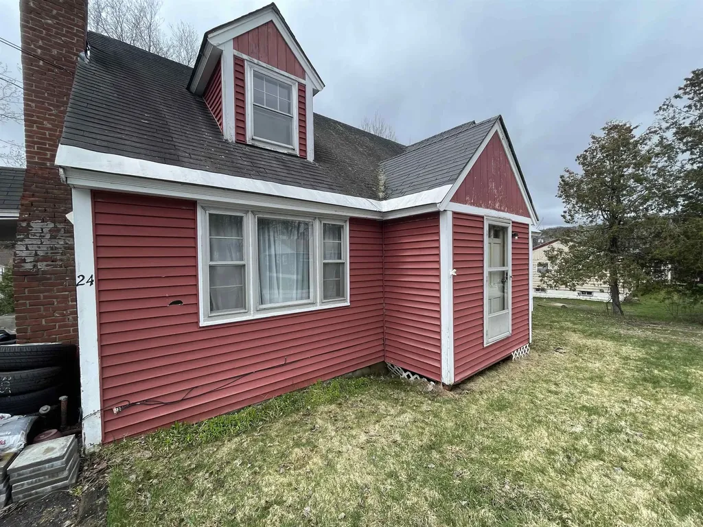 24 Argonne Street Berlin NH 03570