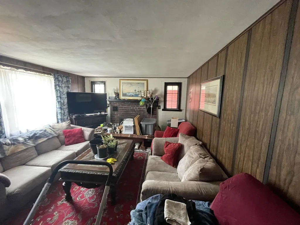24 Argonne Street Berlin NH 03570